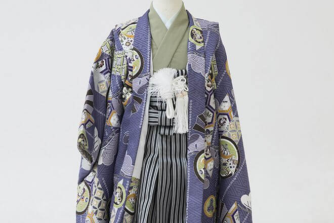 優しい色合いの仙台平が素敵な袴を着よう七五三撮影やお参りでも着たいですね。